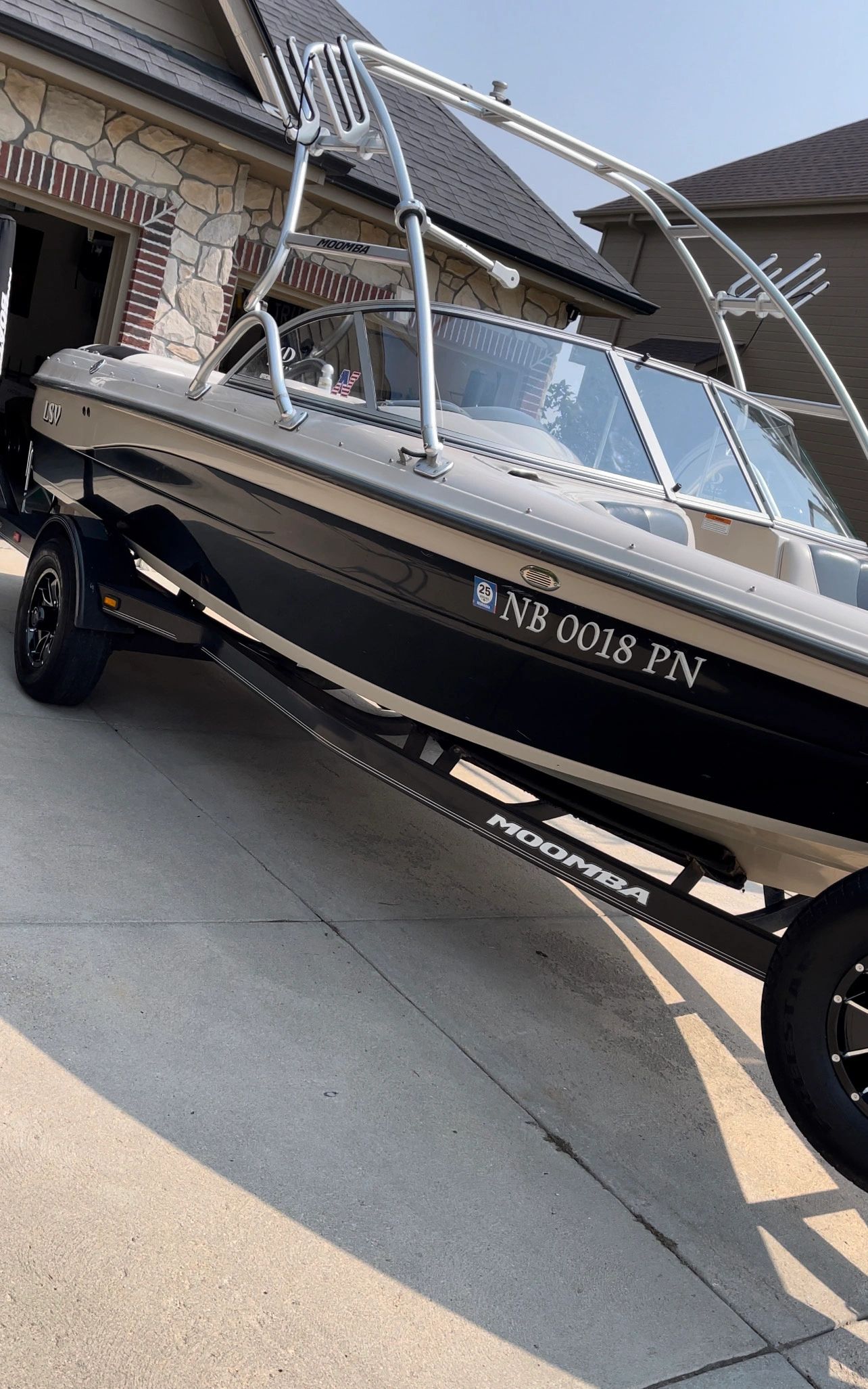 Boat detailing service